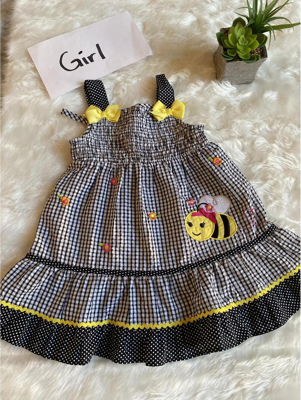 Youngland Girls Black and White Gingham Dress with Yellow Bee Applique Size 2T